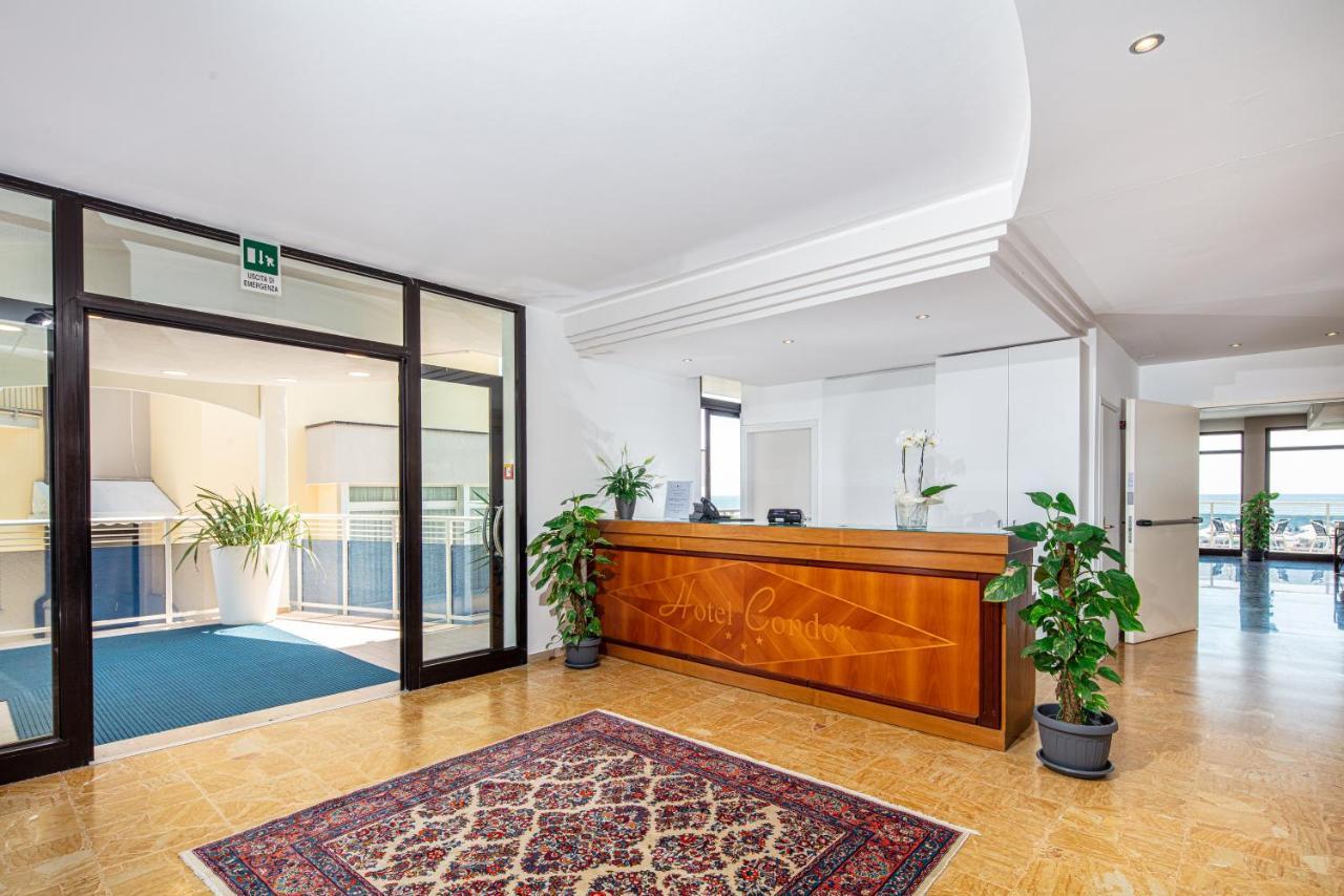 Hotel Condor Lido di Jesolo Bagian luar foto