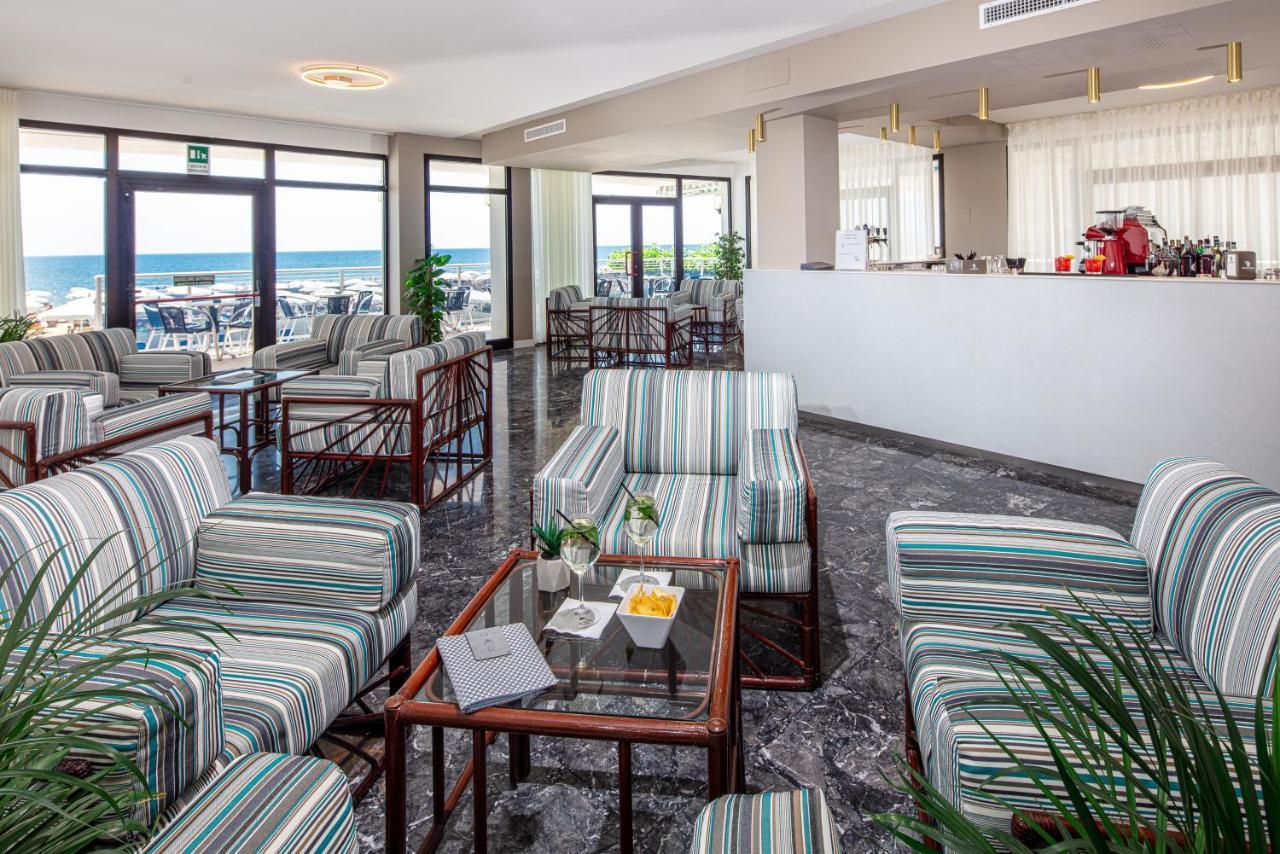 Hotel Condor Lido di Jesolo Bagian luar foto