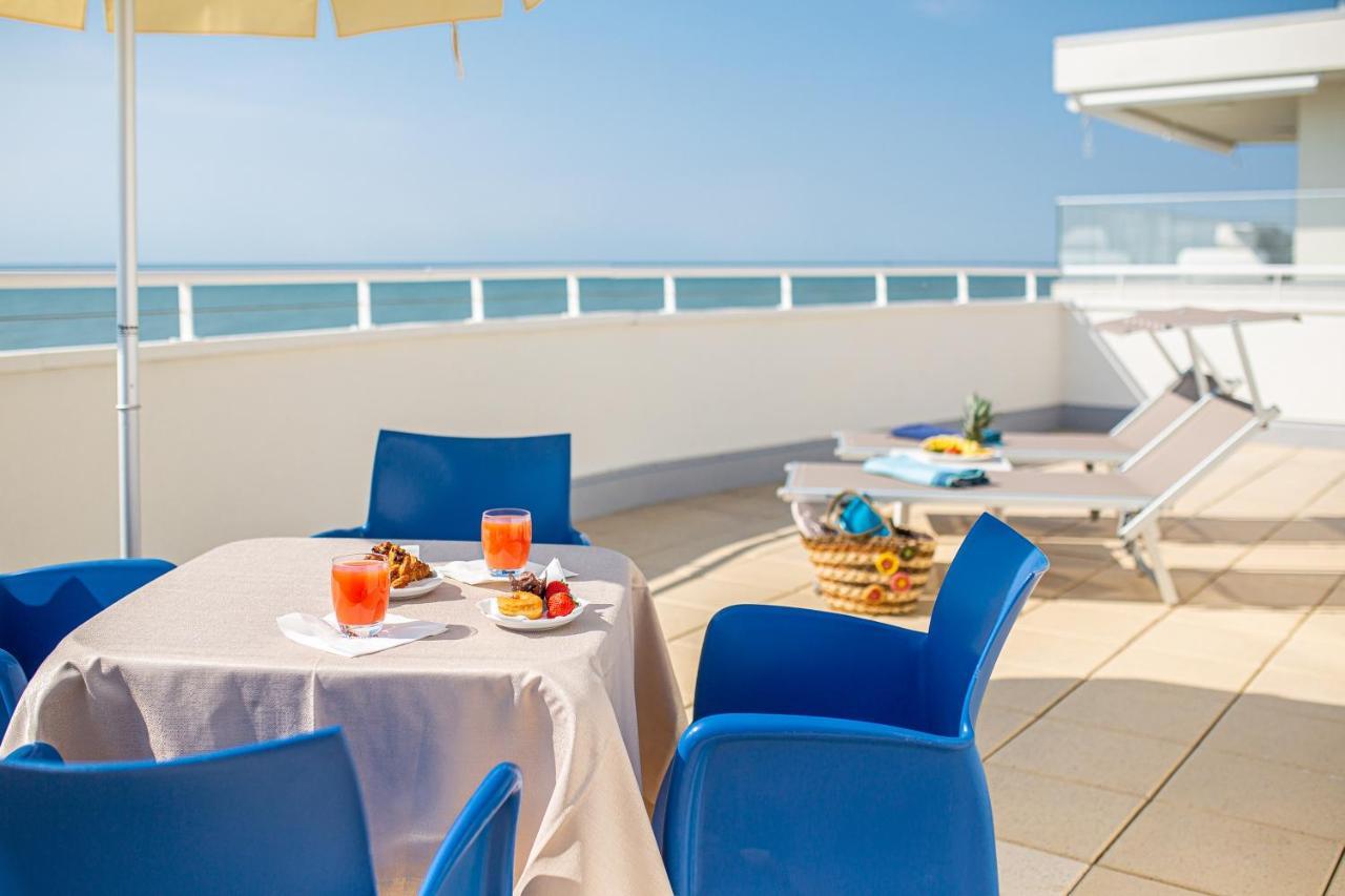 Hotel Condor Lido di Jesolo Bagian luar foto