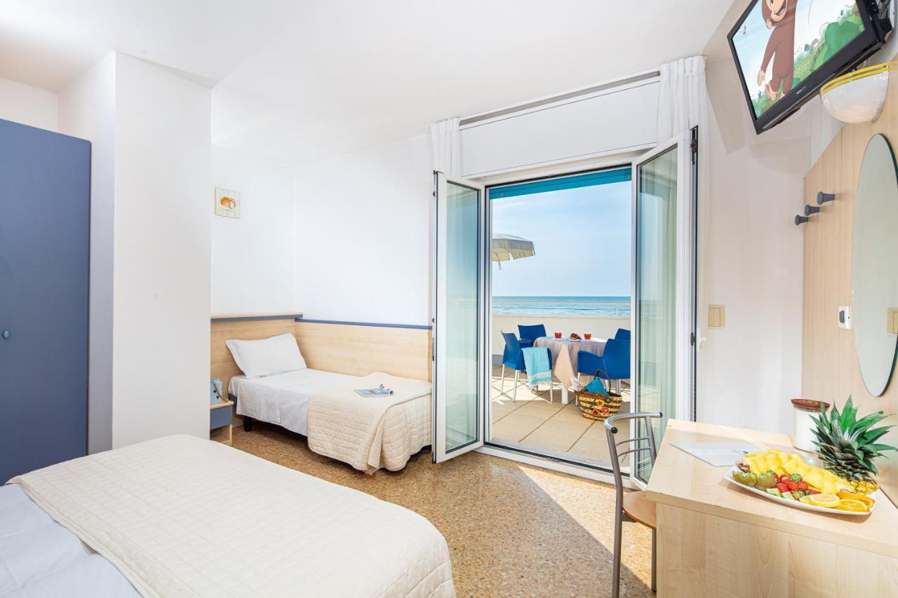 Hotel Condor Lido di Jesolo Bagian luar foto
